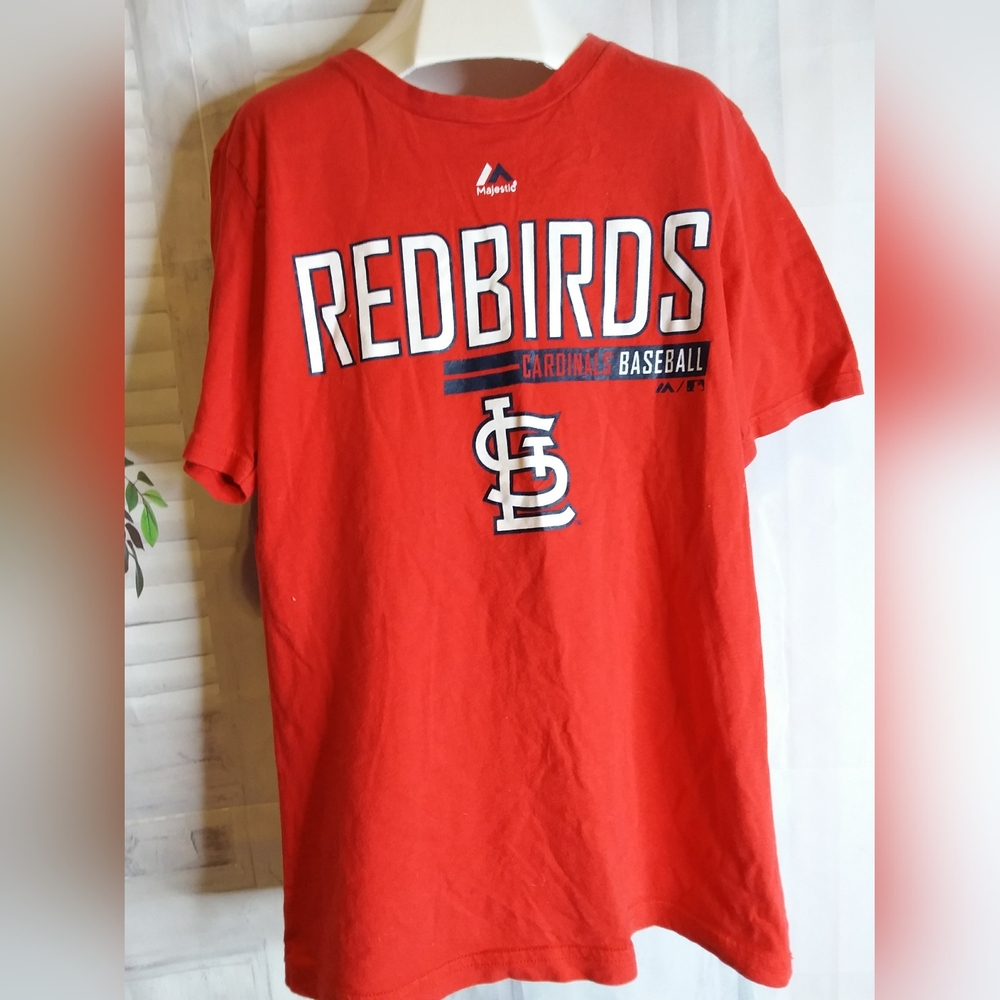 Majestic St. Louis Cardinals Redbirds baseball athletic tee shirt size L